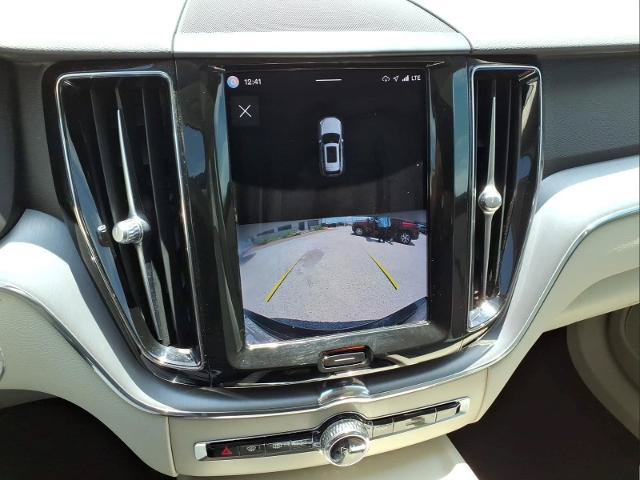 Used 2023 Volvo XC60 B5 Core FWD image 22