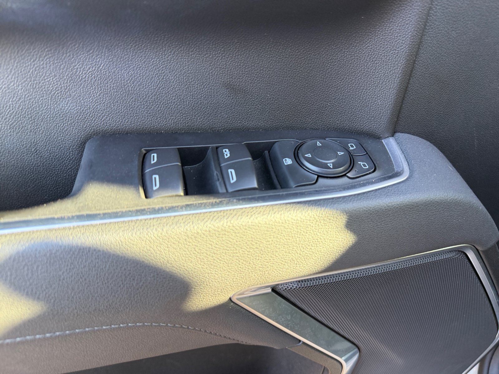 Used 2026 Chevrolet Silverado 1500 RST w/ RST Select Package AWD/4WD image 17
