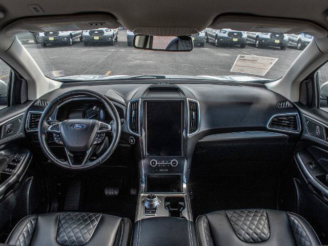 Certified 2024 Ford Edge Titanium AWD/4WD image 9