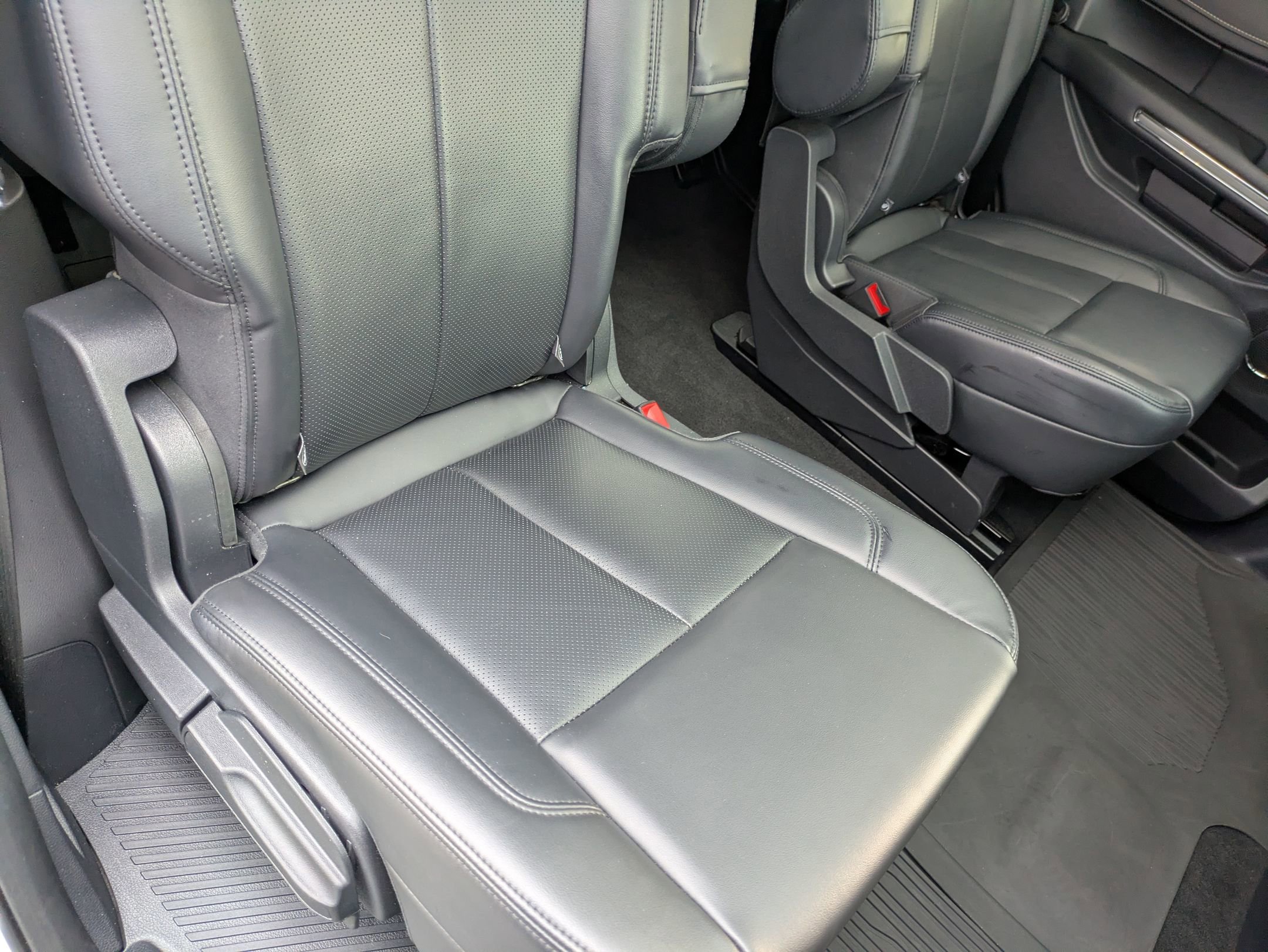 Certified 2024 Ford Expedition XLT image 39