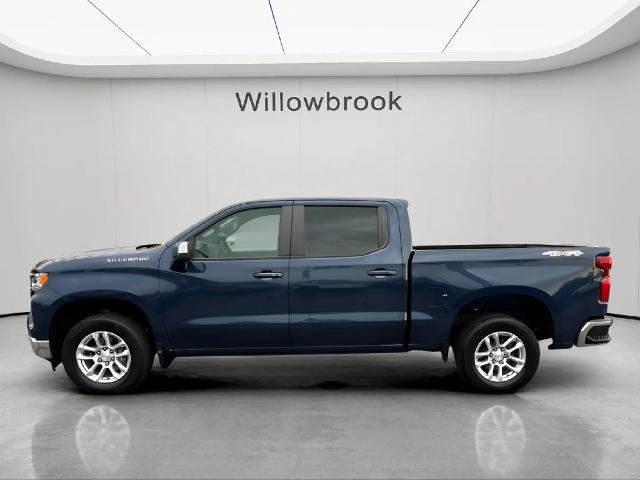 Used 2023 Chevrolet Silverado 1500 LT AWD/4WD image 2