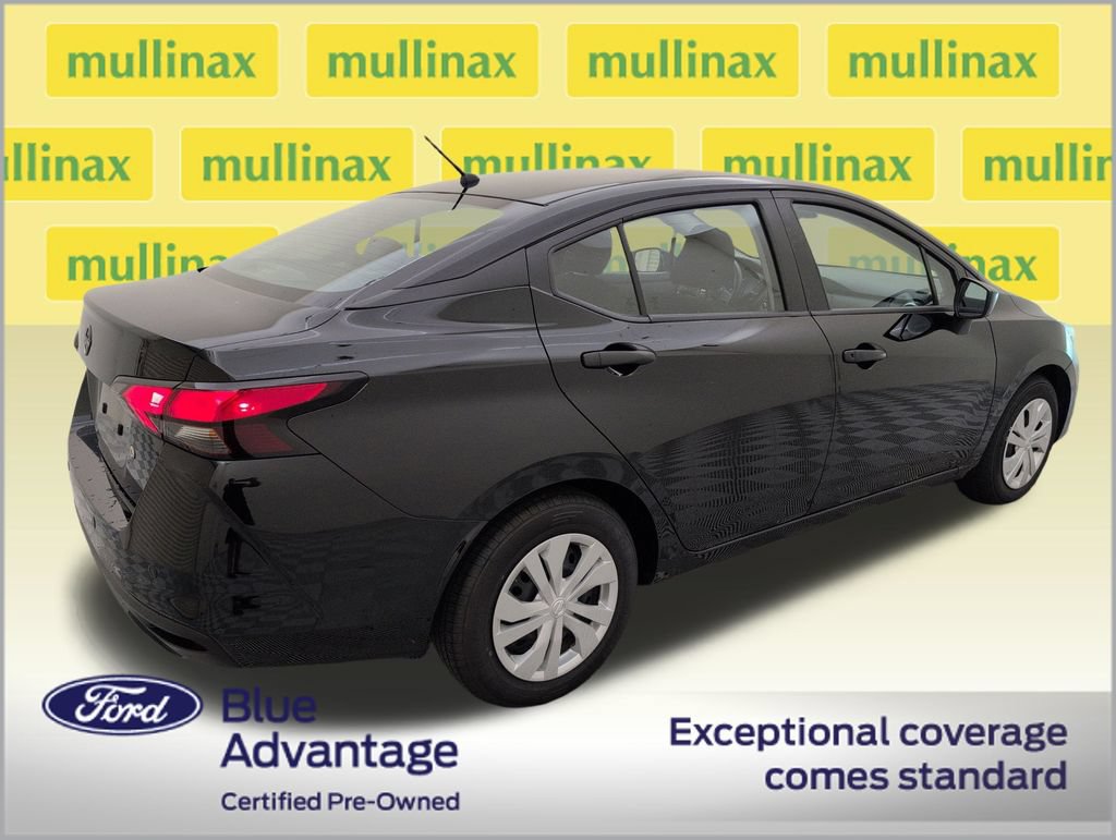 Used 2025 Nissan Versa S FWD image 3