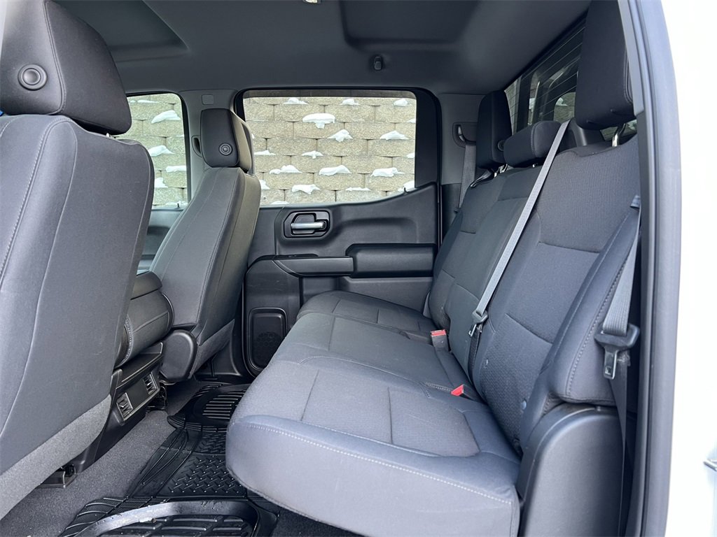 Used 2019 GMC Sierra 1500 2WD Crew Cab w/ 1SA Driver Alert Package I image 5