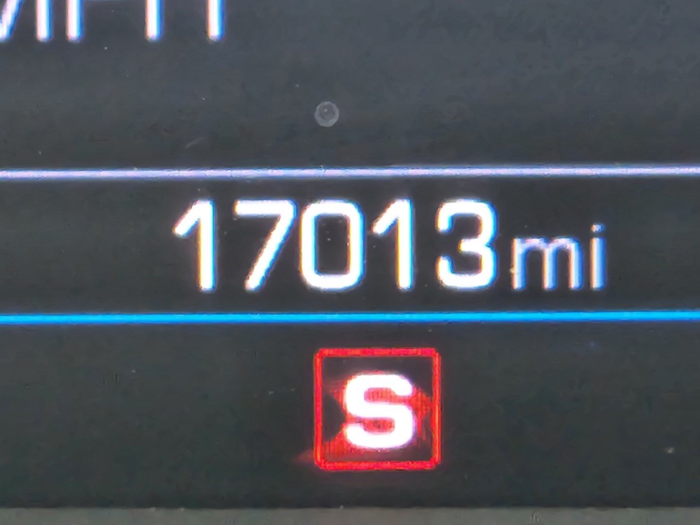 Used 2020 Chevrolet Camaro LT RWD image 22