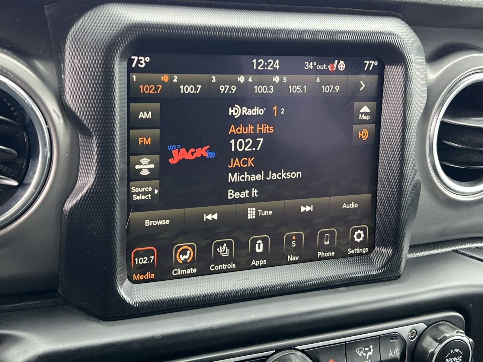 Used 2023 Jeep Wrangler Unlimited Rubicon 4xe w/ Cold Weather Group image 17