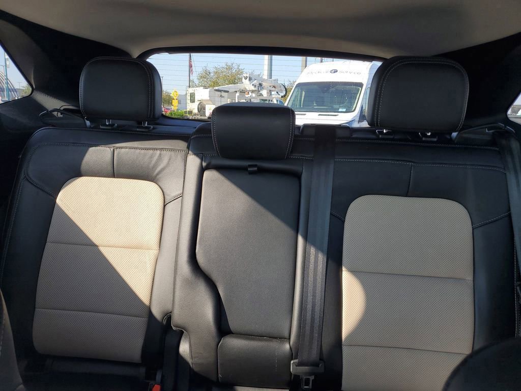 Certified 2021 Ford Escape Titanium w/ Titanium Elite Package image 33