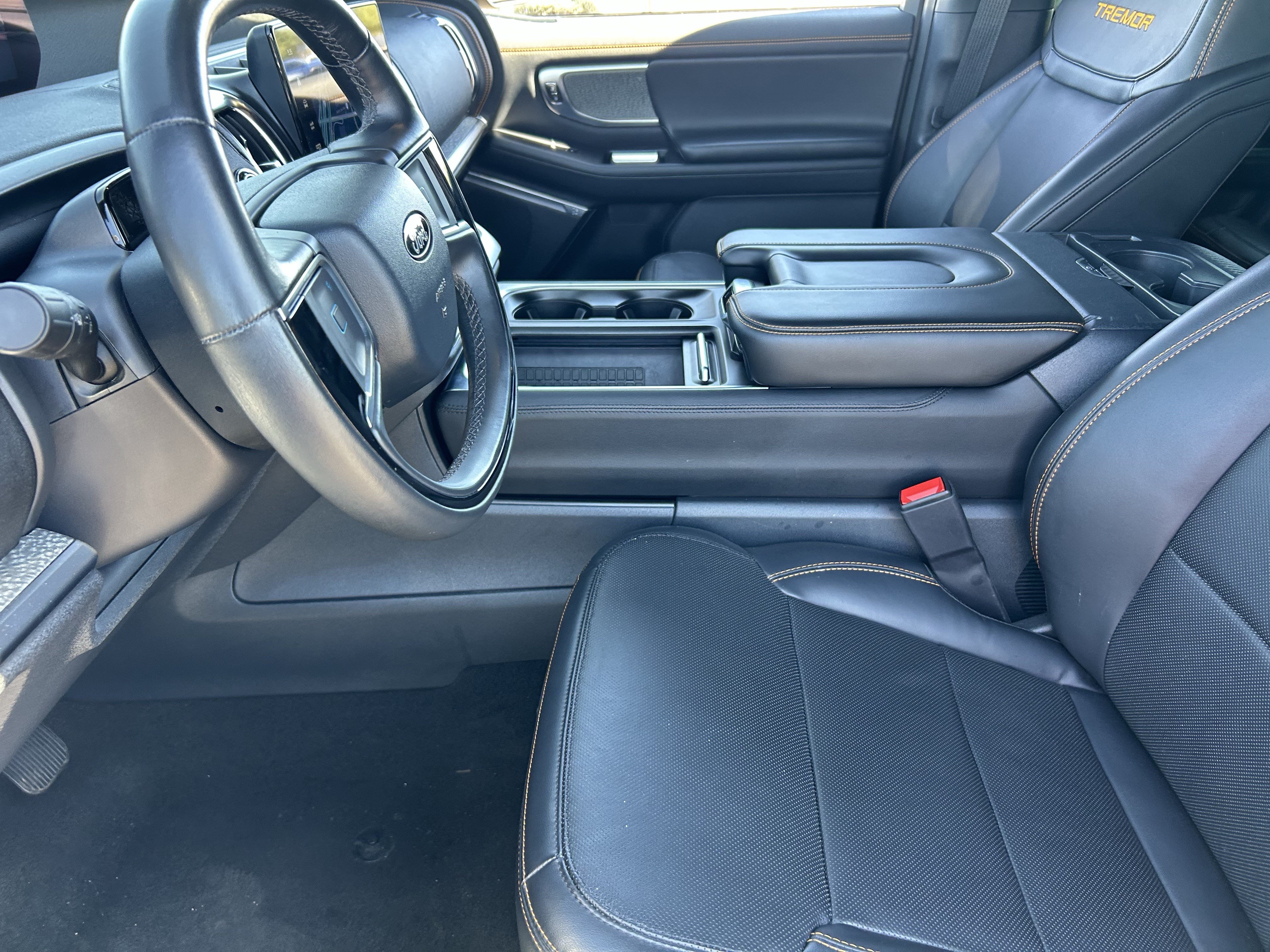 Certified 2025 Ford Expedition Tremor AWD/4WD image 29