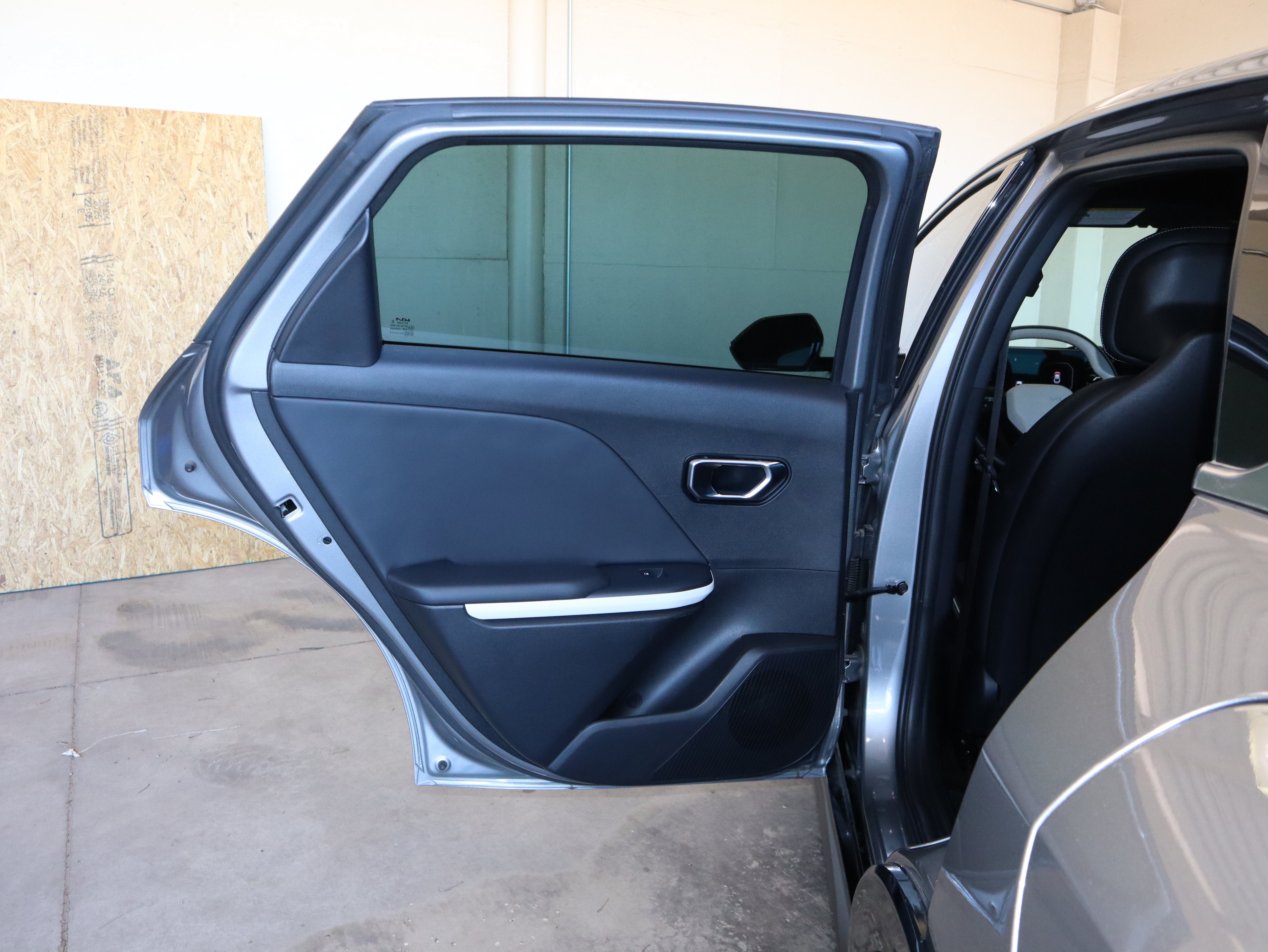 Used 2025 Kia K4 GT-Line FWD image 37