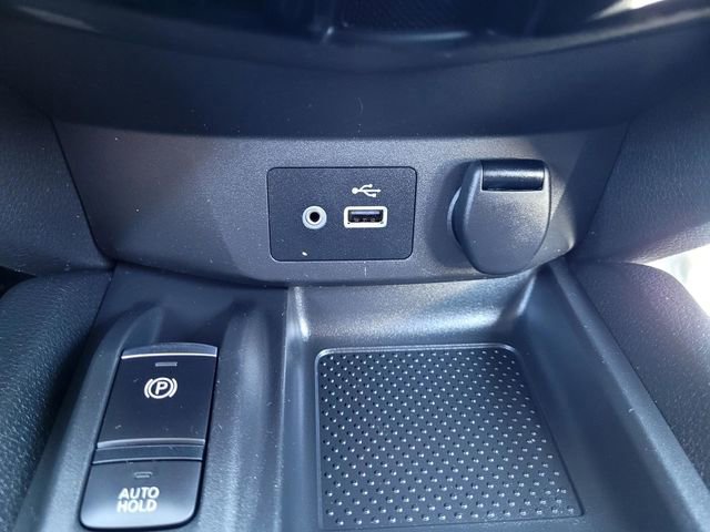 Used 2019 Nissan Rogue SV w/ Premium Package AWD/4WD image 18