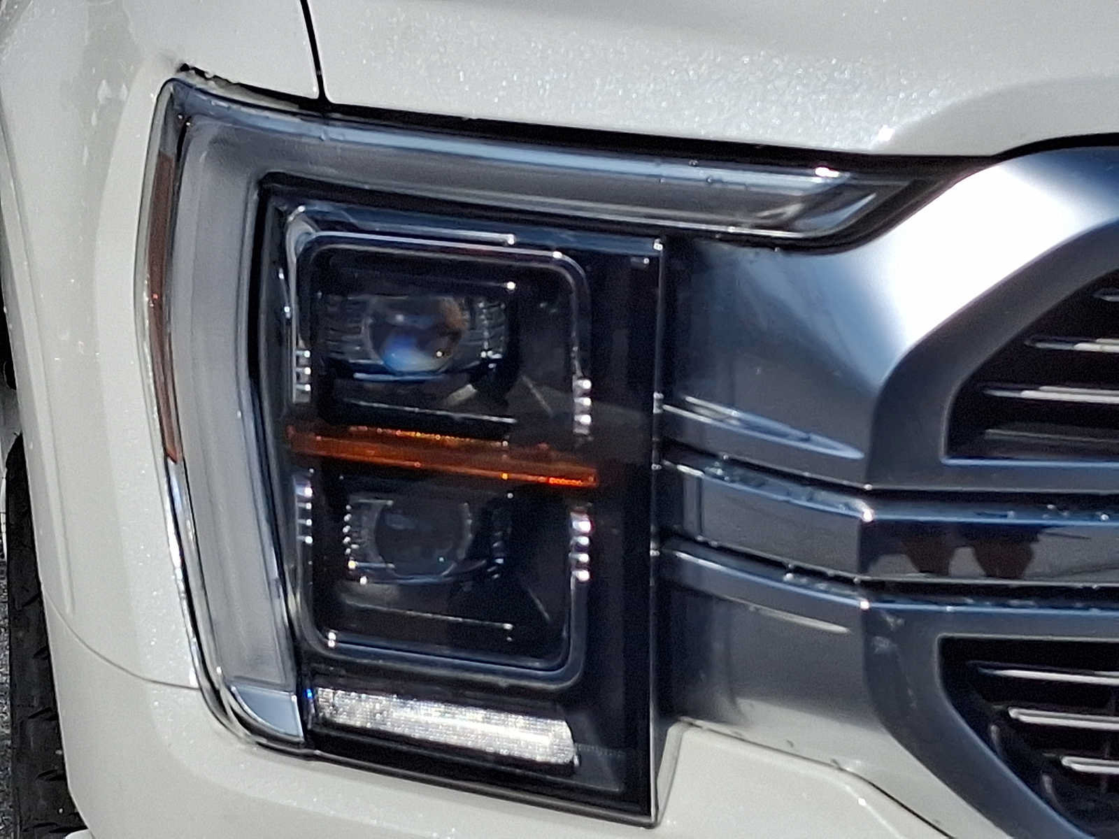 Certified 2021 Ford F150 Limited AWD/4WD image 9