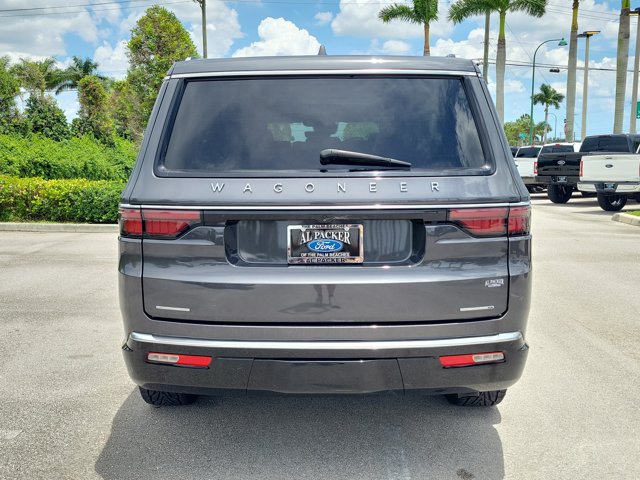 Used 2022 Jeep Wagoneer Series II w/ Premium Group I AWD/4WD image 6