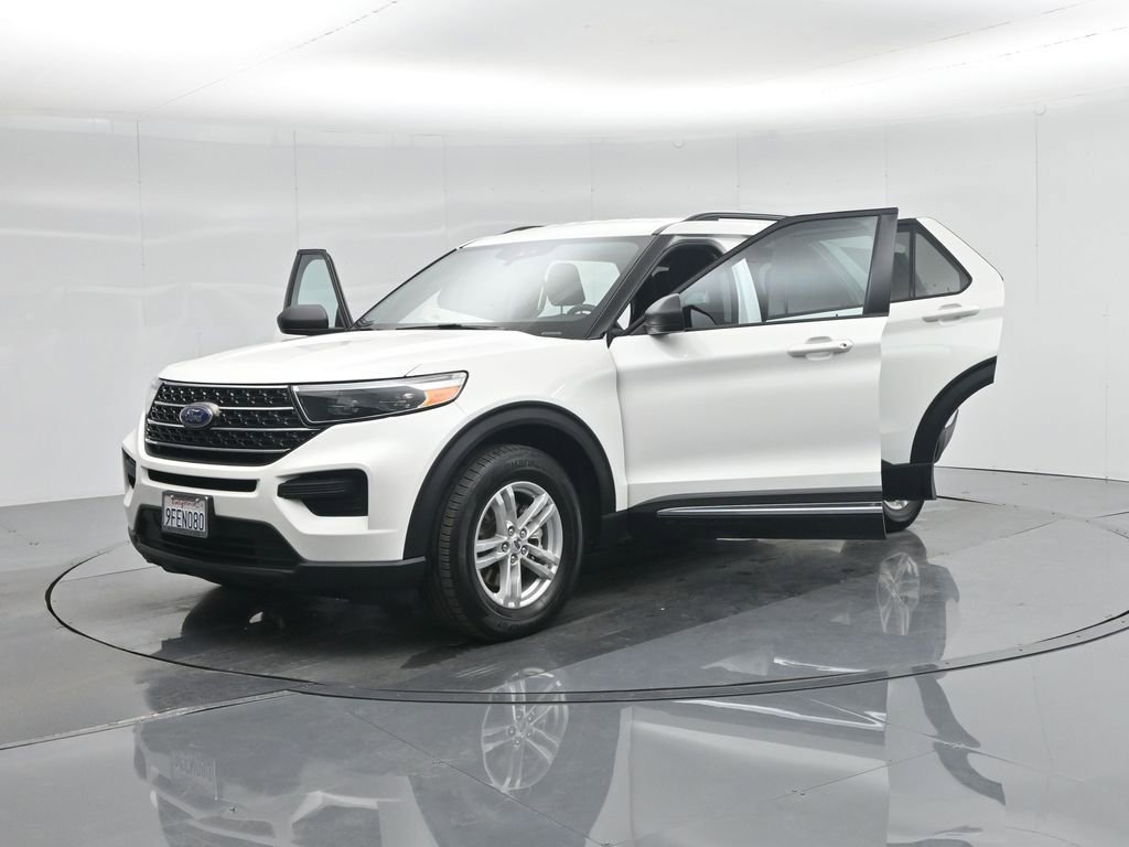 Certified 2022 Ford Explorer XLT image 33