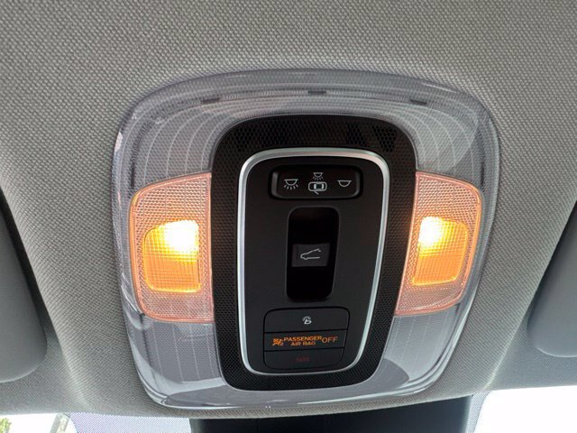Used 2022 Hyundai Elantra Limited w/ Cargo Package FWD image 20