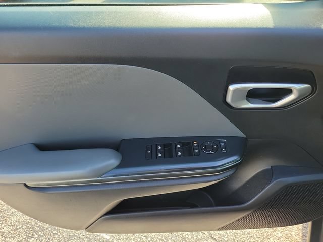 Used 2025 Kia K4 FWD image 15