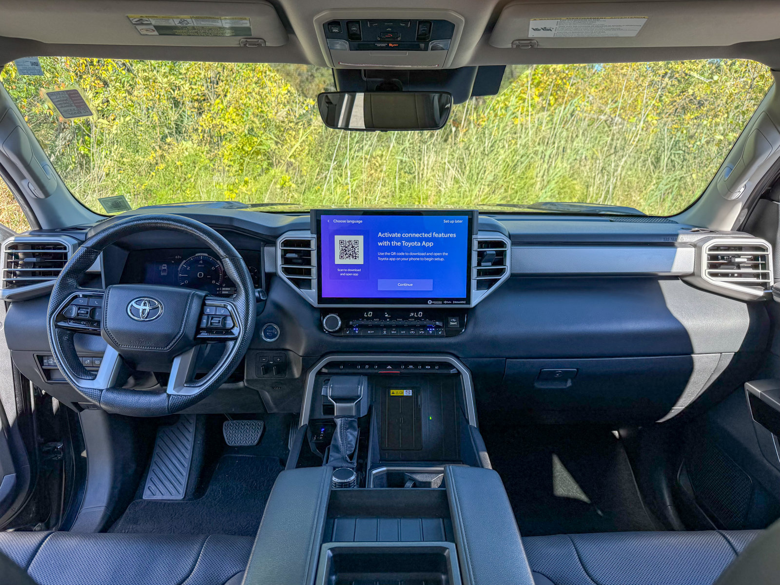 Used 2023 Toyota Tundra Limited w/ Power Package AWD/4WD image 19