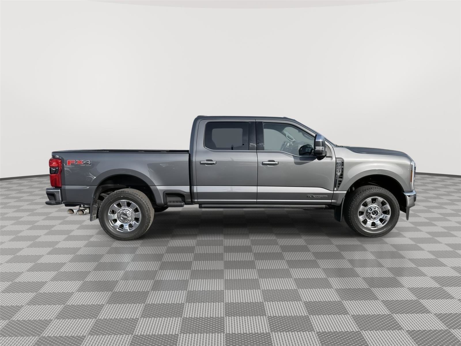 Certified 2024 Ford F250 Lariat w/ Lariat Ultimate Package AWD/4WD image 8