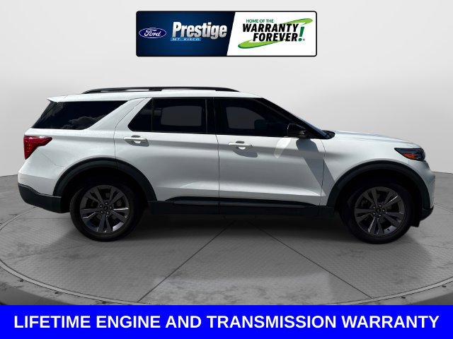 Certified 2022 Ford Explorer XLT w/ Equipment Group 202A RWD image 3