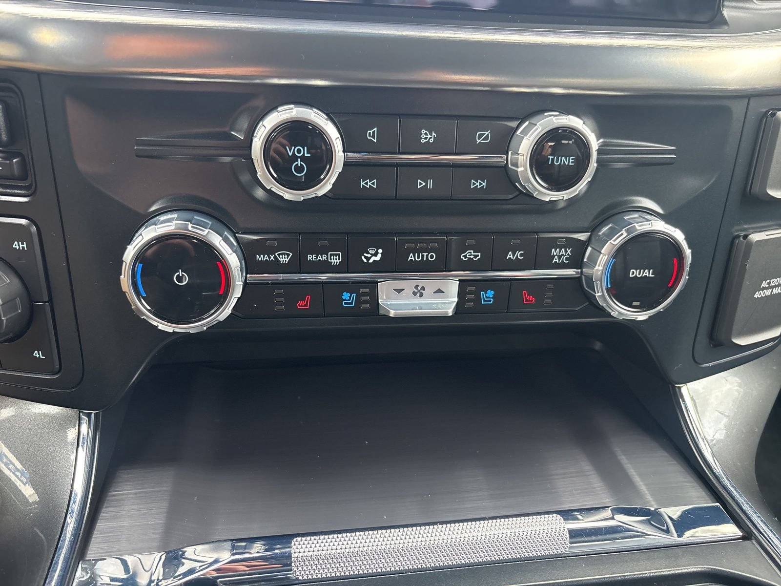 Certified 2023 Ford F150 Lariat w/ Max Trailer Tow Package AWD/4WD image 26