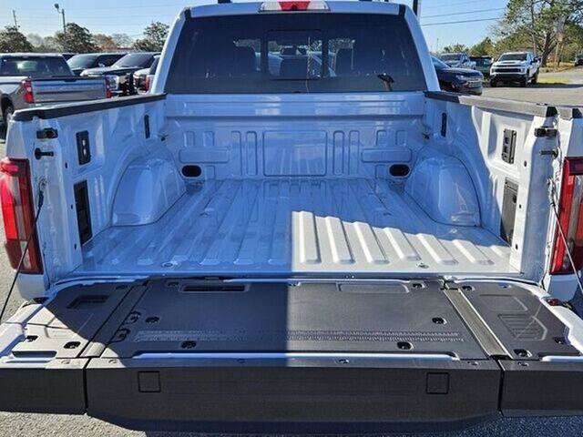 Certified 2025 Ford F150 Platinum w/ Equipment Group 702A High AWD/4WD image 11