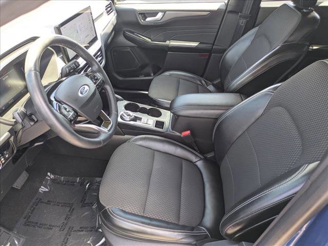 Certified 2023 Ford Escape SE FWD image 16