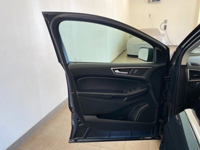 Certified 2022 Ford Edge SEL w/ Convenience Package AWD/4WD image 15