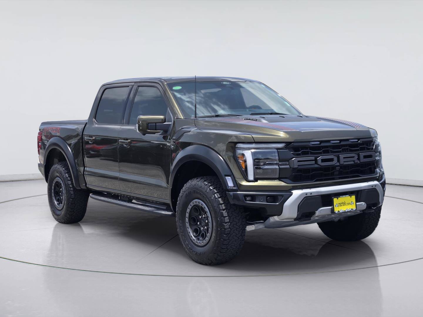 Certified 2025 Ford F150 Raptor AWD/4WD image 3
