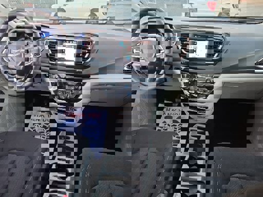 Used 2023 Chrysler Voyager LX image 10