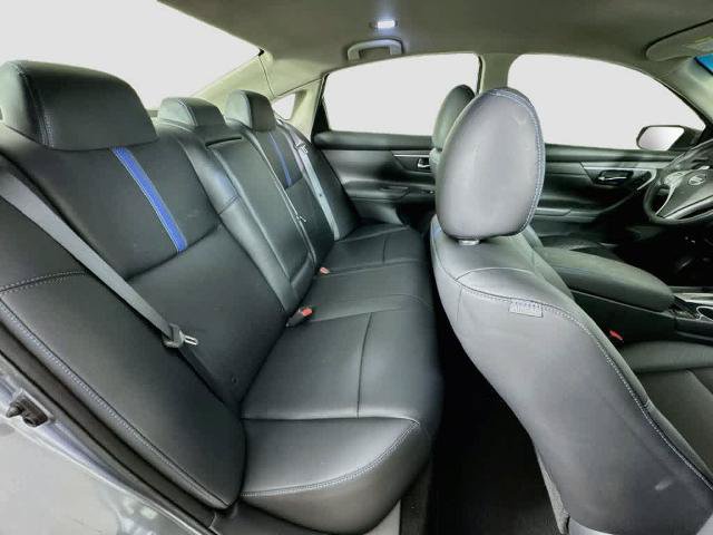 Used 2018 Nissan Altima 2.5 SR w/ SR Midnight Edition FWD image 31