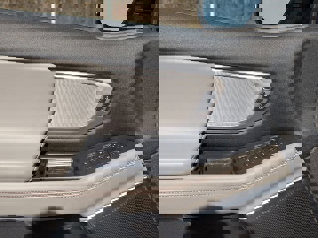 Certified 2025 Ford Expedition Max Active image 14