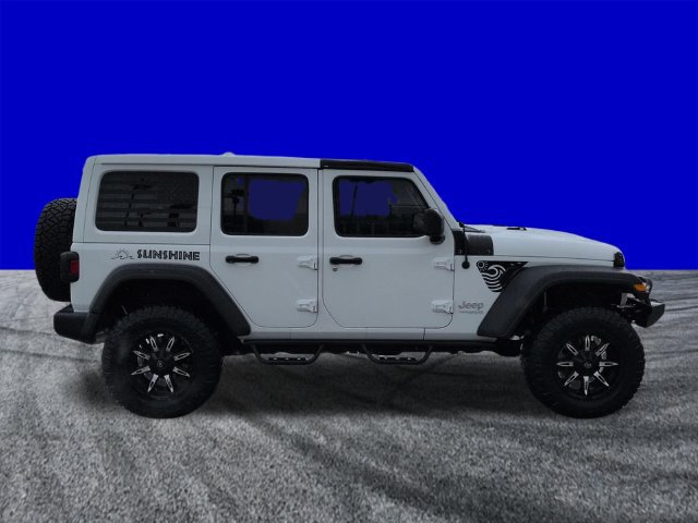 Used 2021 Jeep Wrangler Unlimited Sport AWD/4WD image 3
