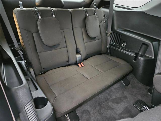 Certified 2024 Ford Explorer XLT RWD image 19