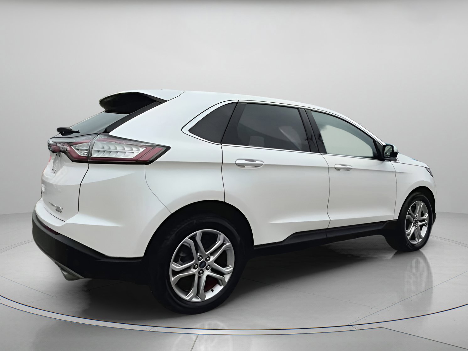 Certified 2018 Ford Edge Titanium w/ Ford Safe & Smart Package image 21