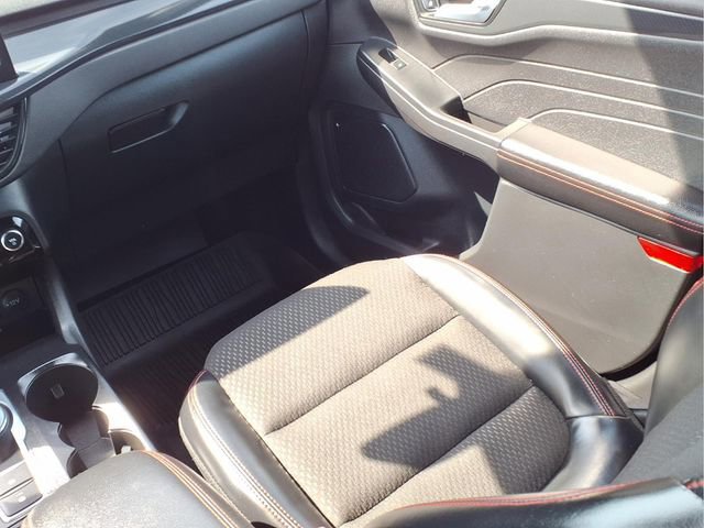 Certified 2025 Ford Escape ST-Line Elite w/ Tech Pack #1 image 14