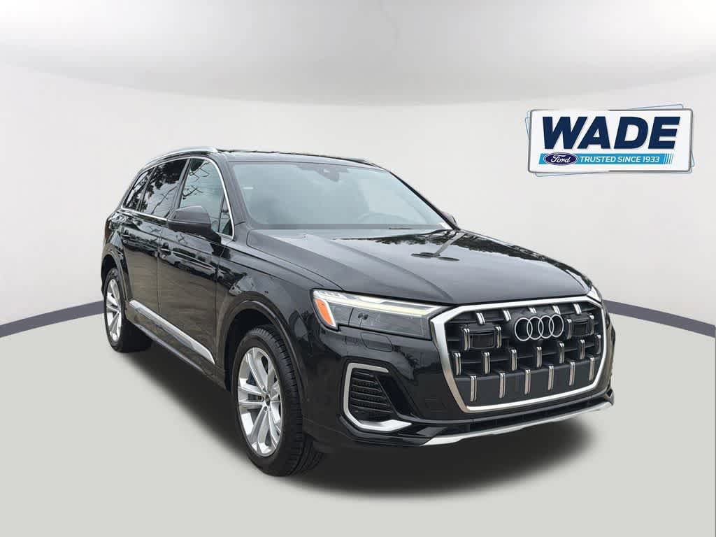 Used 2025 Audi Q7 3.0T Premium Plus AWD/4WD image 3