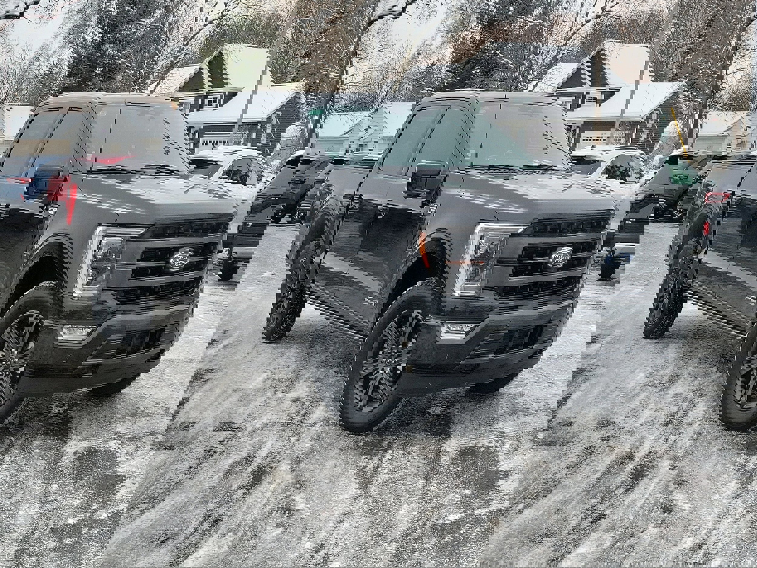 Certified 2023 Ford F150 Lariat w/ Equipment Group 502A High image 31