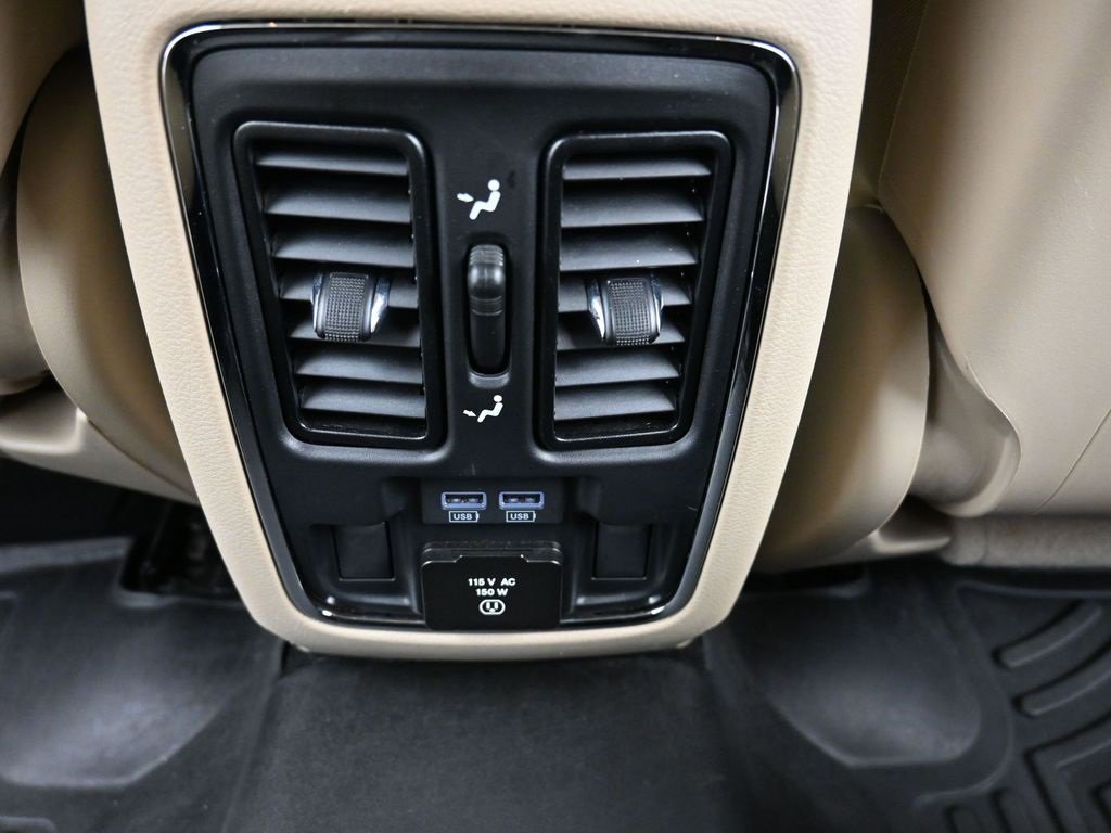 Used 2020 Jeep Grand Cherokee Limited w/ Trailer Tow Group IV image 16