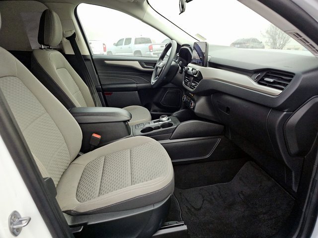 Certified 2022 Ford Escape SE image 17