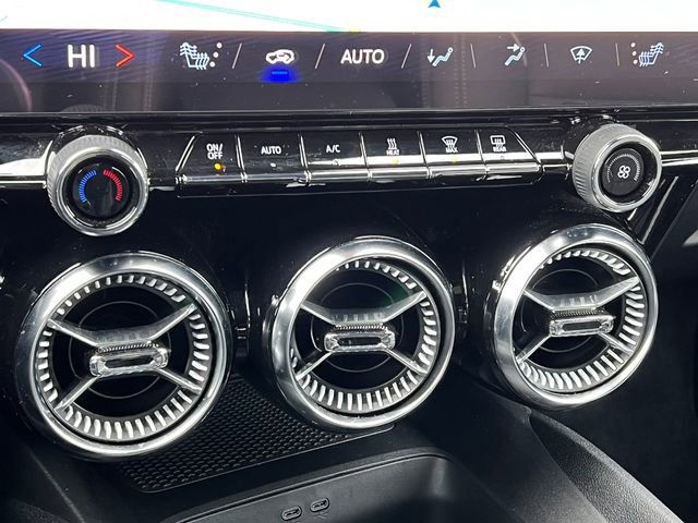 Used 2025 Chevrolet Blazer EV LT image 32