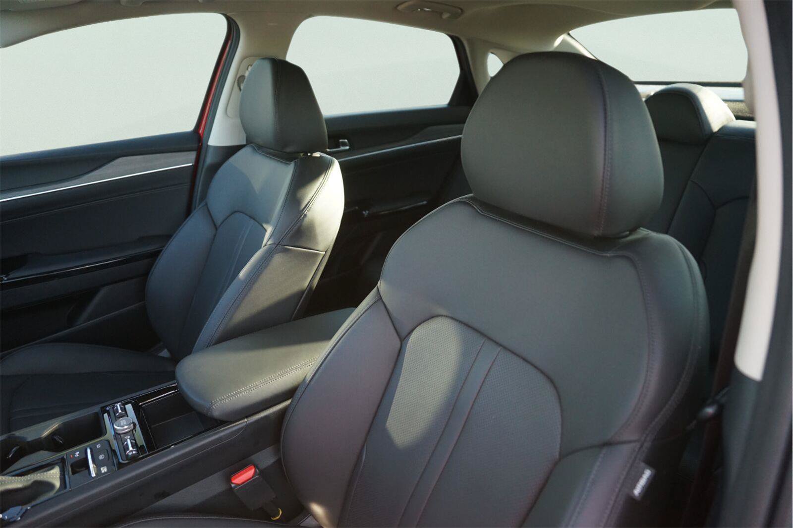 Used 2025 Kia K5 EX FWD image 10