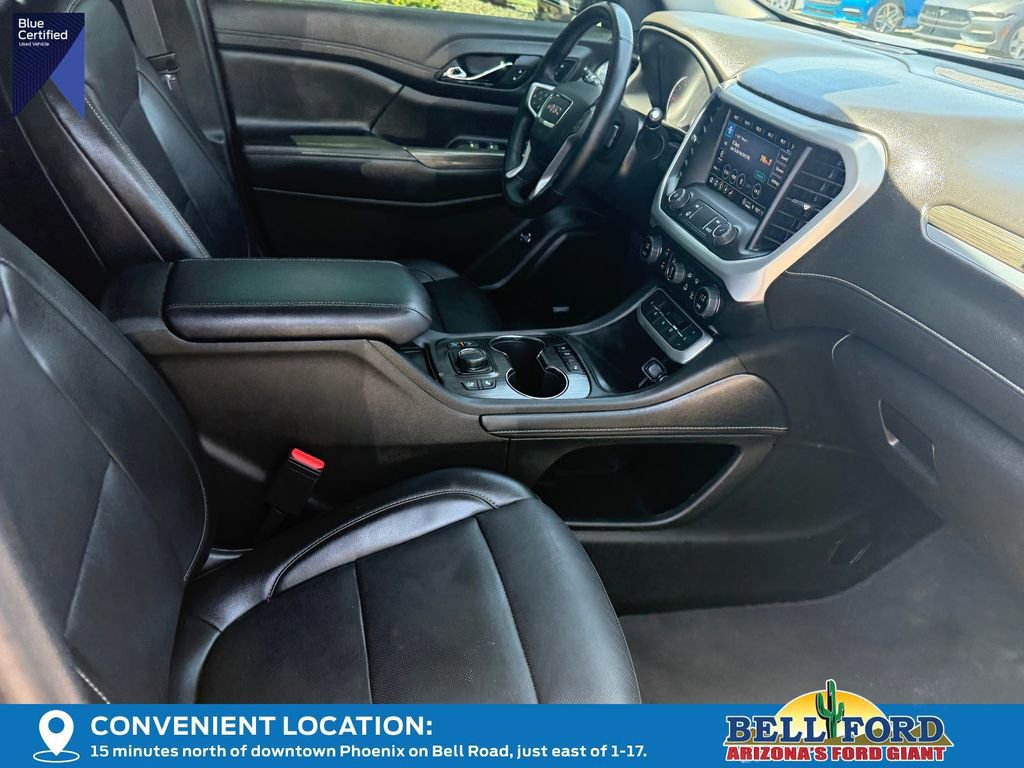 Used 2023 GMC Acadia SLT w/ Preferred Package image 9