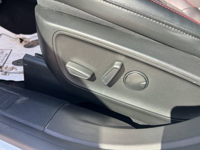 Certified 2023 Ford Escape ST-Line Select w/ Tech Pack #2 image 21