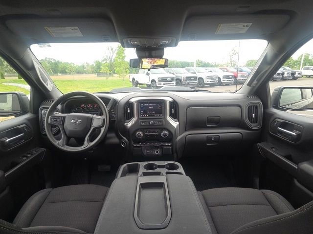Used 2024 Chevrolet Silverado 1500 Custom Trail Boss AWD/4WD image 16