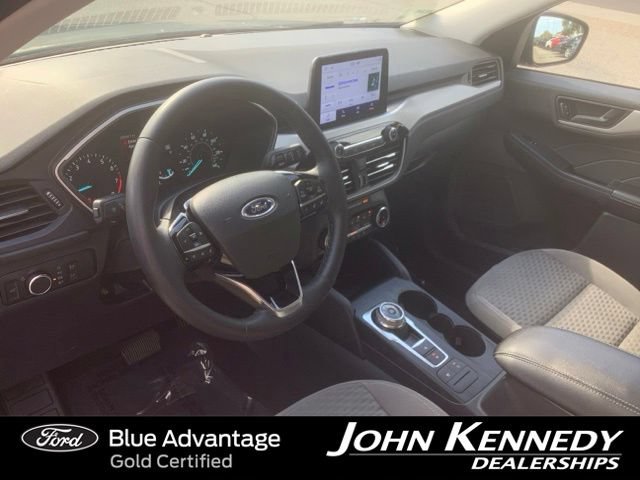 Certified 2022 Ford Escape SE w/ SE Sport Appearance Package AWD/4WD image 9