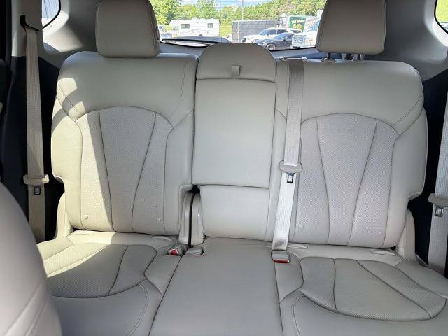 Used 2020 Buick Envision Essence w/ Experience Buick Package FWD image 19