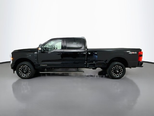 Certified 2025 Ford F350 Platinum AWD/4WD image 4
