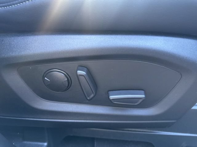 Certified 2024 Ford Explorer XLT w/ Equipment Group 202A AWD/4WD image 34