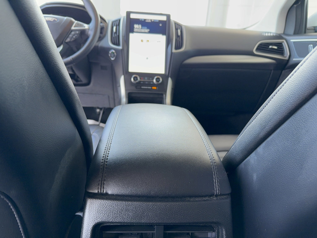 Certified 2024 Ford Edge SEL w/ Convenience Package image 28