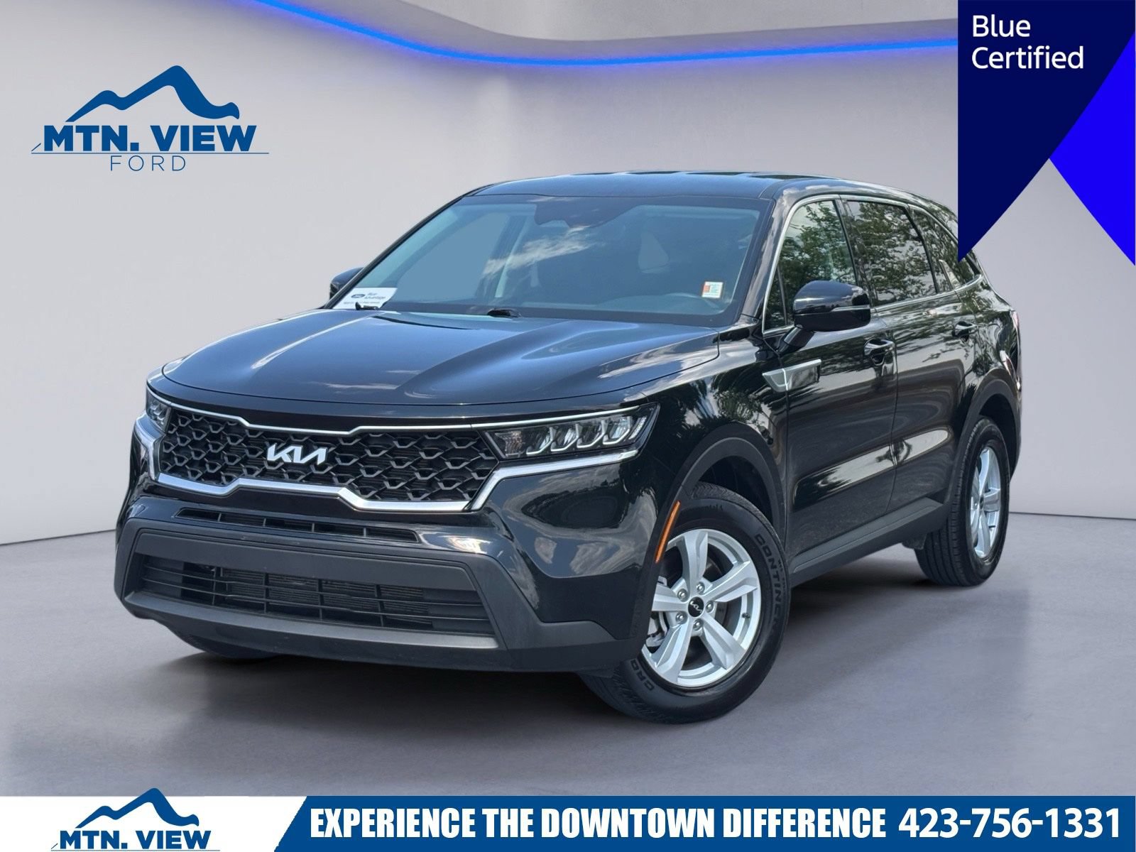 Used 2023 Kia Sorento LX FWD image 1