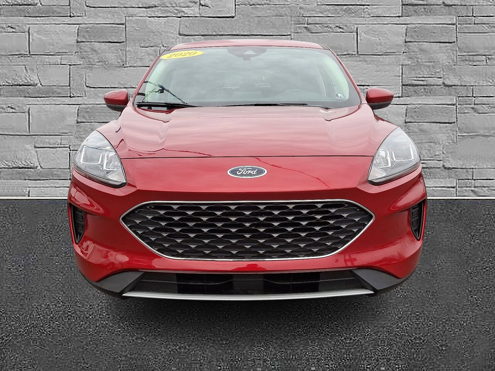 Certified 2020 Ford Escape SE image 3