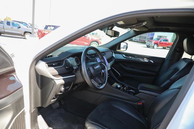 Used 2022 Jeep Grand Cherokee Altitude AWD/4WD image 20